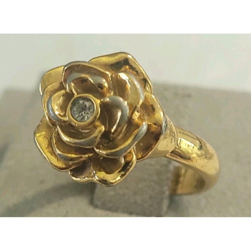 Size 7.75 Gold Tone 3D Rose Flower Ring Clear Rhinestone Cocktail 3.6mm Band